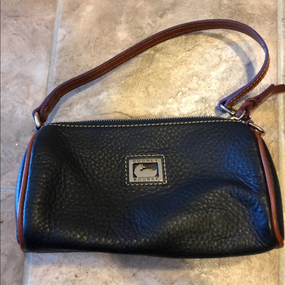 Dooney and Bourke bag